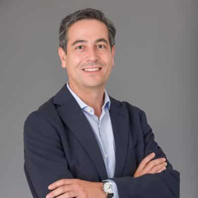 Carlos Bello - Rebs